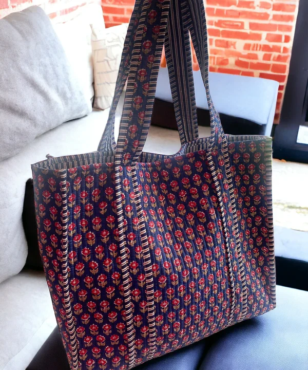 A33CF9C3-5E7D-46CC-91CD-723088EBD97B A33CF9C3-5E7D-46CC-91CD-723088EBD97B